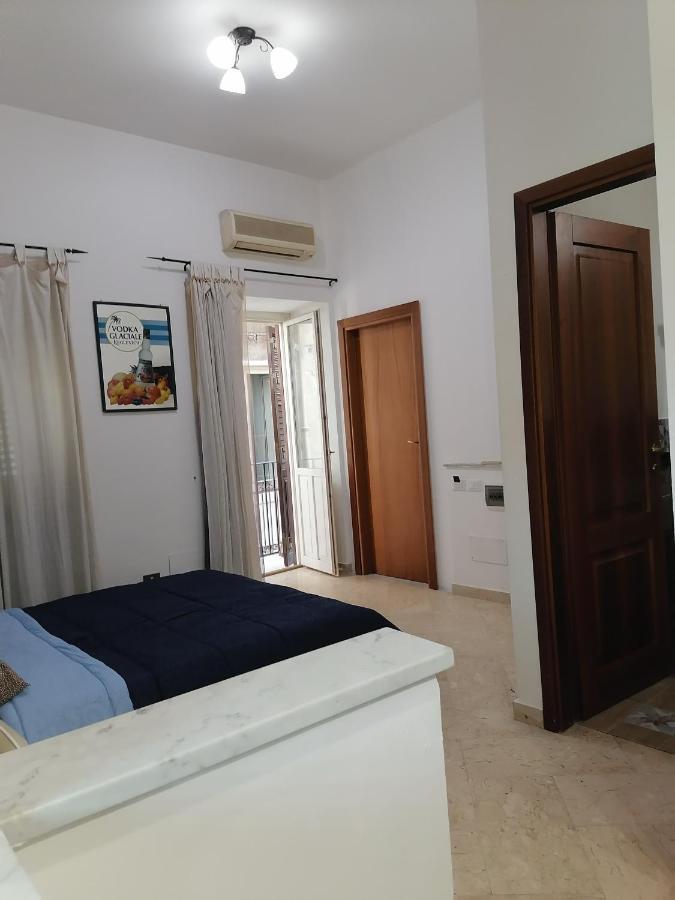 A Due Passi Appartament Hotel ปาแลร์โม ภายนอก รูปภาพ