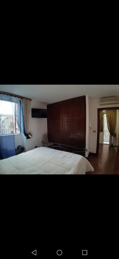 A Due Passi Appartament Hotel ปาแลร์โม ภายนอก รูปภาพ